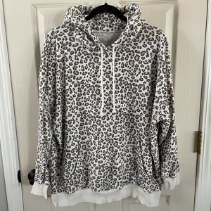 American Eagle Leopard Jegging Fit Hoodie, Sz Medium